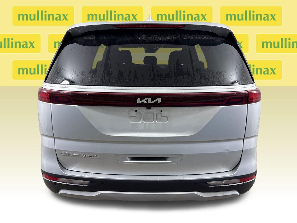 Certified Used 2022 Silver Kia LXS image 8