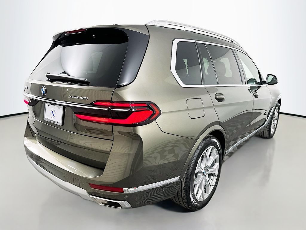 Thumbnail: 2026 BMW X7 - 5