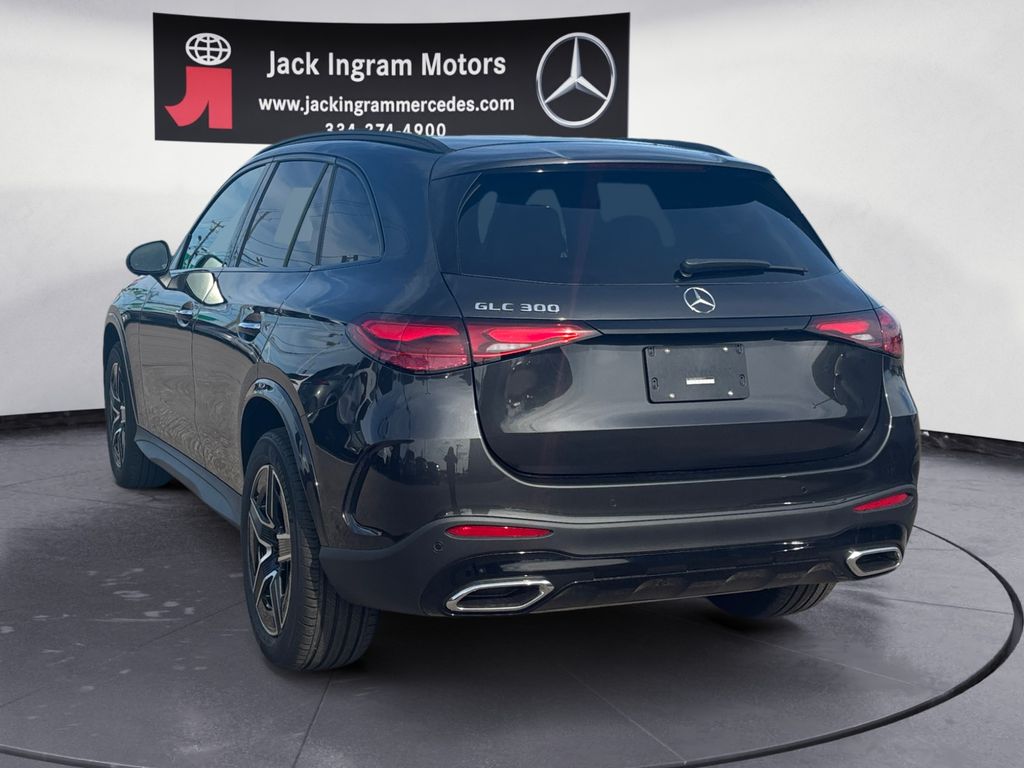 new 2026 Mercedes-Benz GLC car