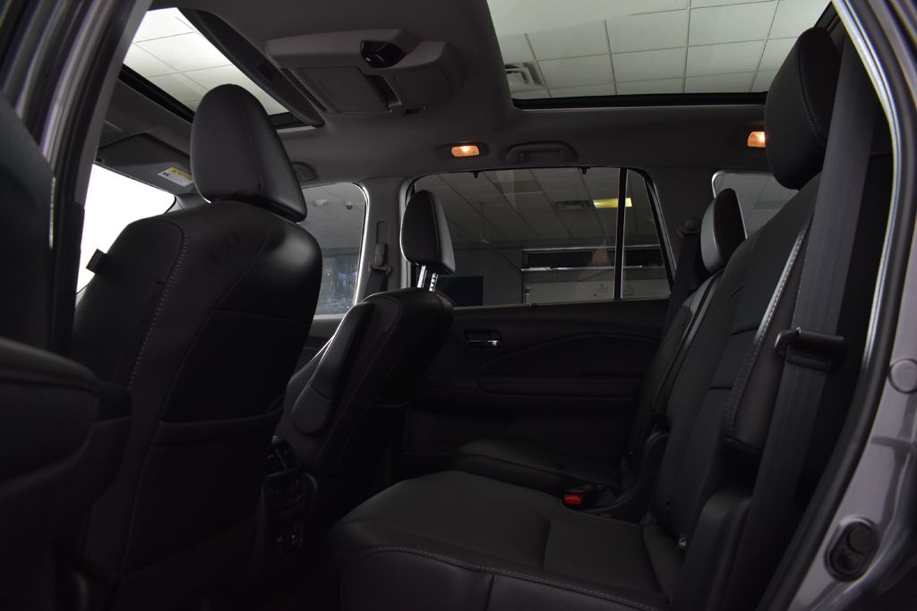 Thumbnail: 2021 Honda Pilot - 24