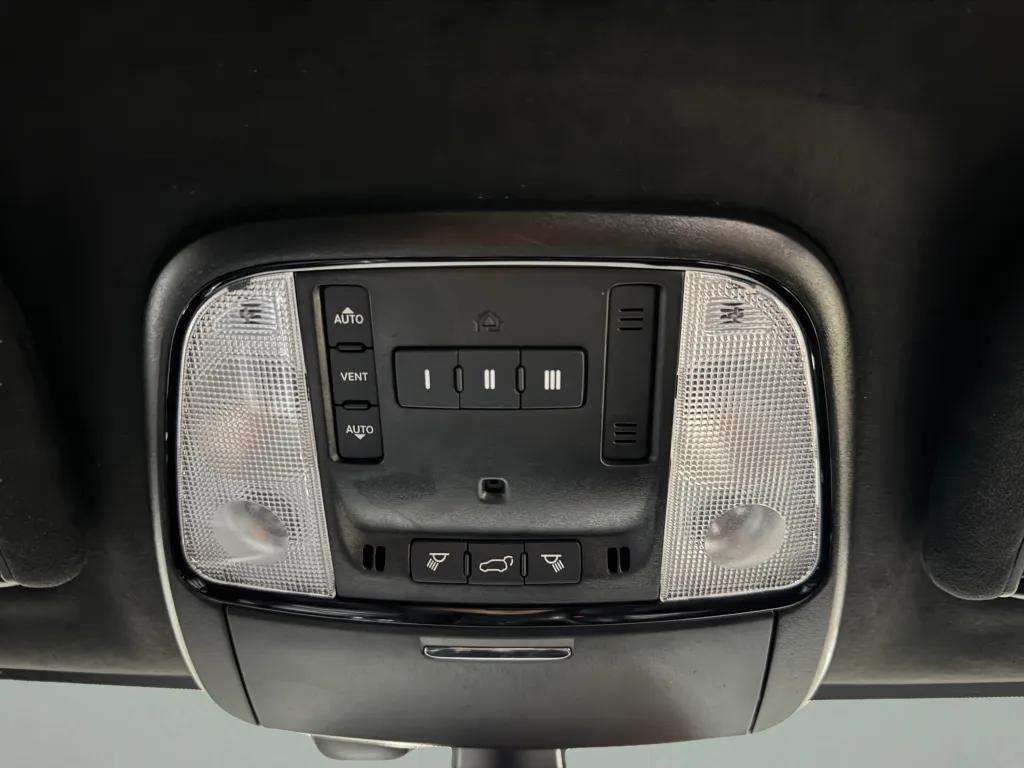 Used 2024 White Knuckle Clearcoat Dodge R/T Plus image 23