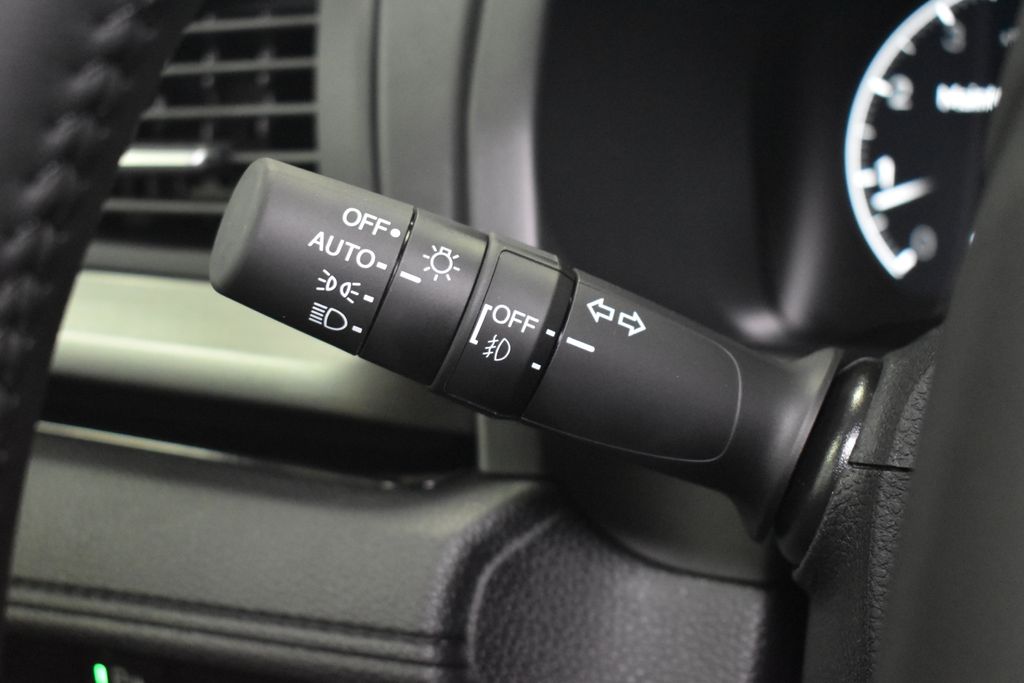 Thumbnail: 2026 Honda Odyssey - 15