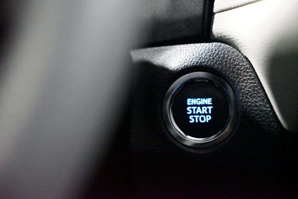 Thumbnail: 2022 Toyota RAV4 - 22