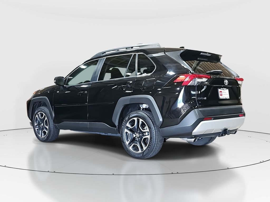 Used 2020 Toyota RAV4 SUV