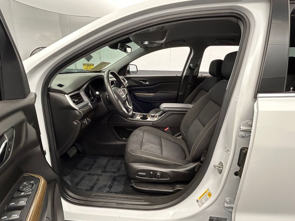 Used 2022 Summit White GMC SLE image 12