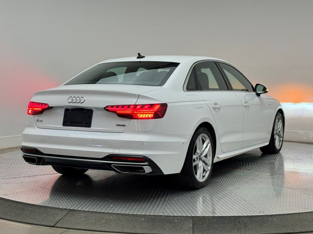 2022 Audi A4 Prestige 9
