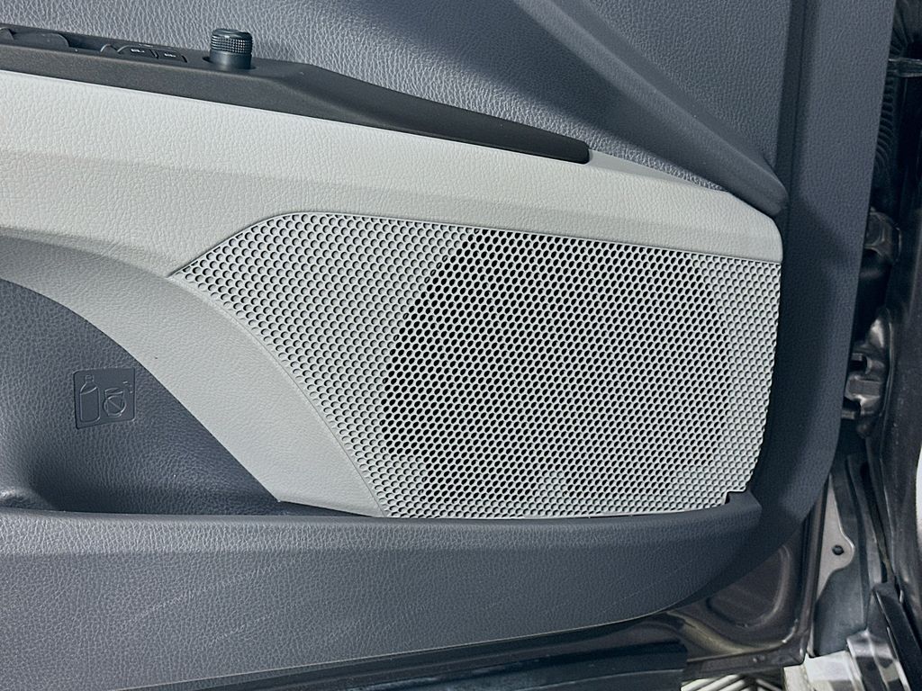 Thumbnail: 2024 Toyota Camry - 18