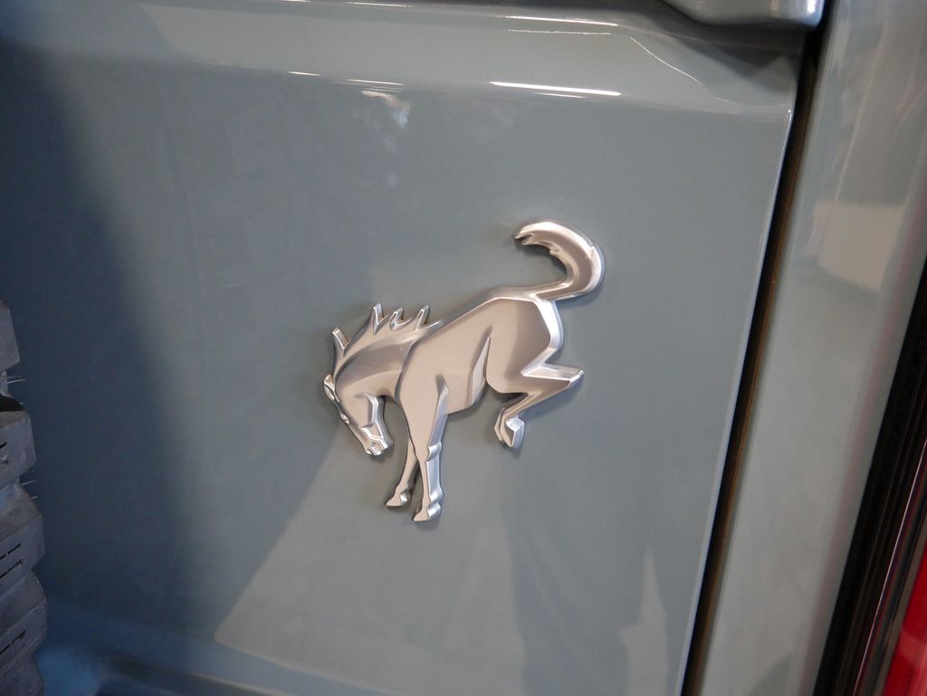 Thumbnail: 2022 Ford Bronco - 8