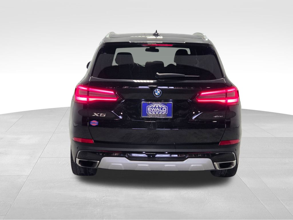 2023 BMW X5 xDrive45e photo