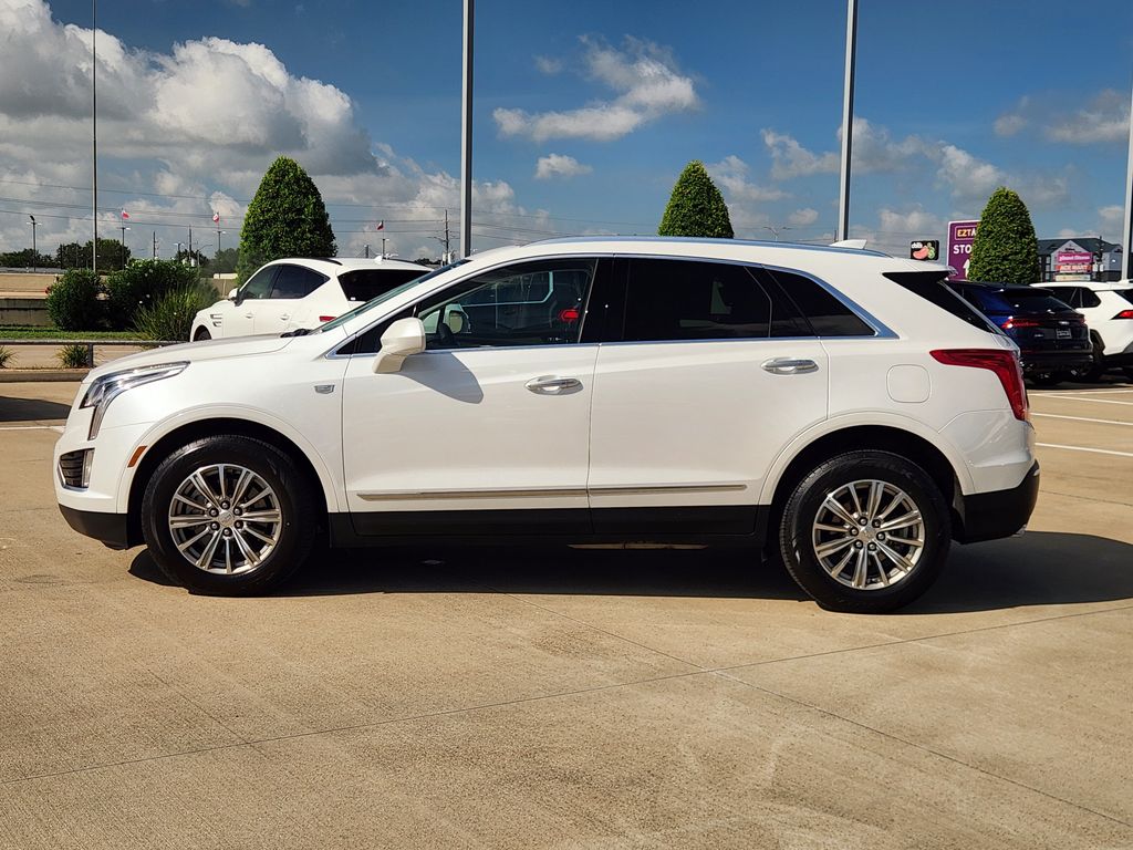 2018 Cadillac XT5 Luxury White at Bayshore Chrysler Jeep Dodge Ram