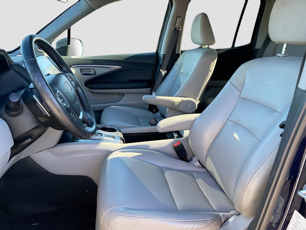 Used 2020 Blue Honda RTL image 20