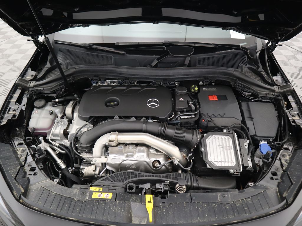 2025 Mercedes-Benz GLA 250 30