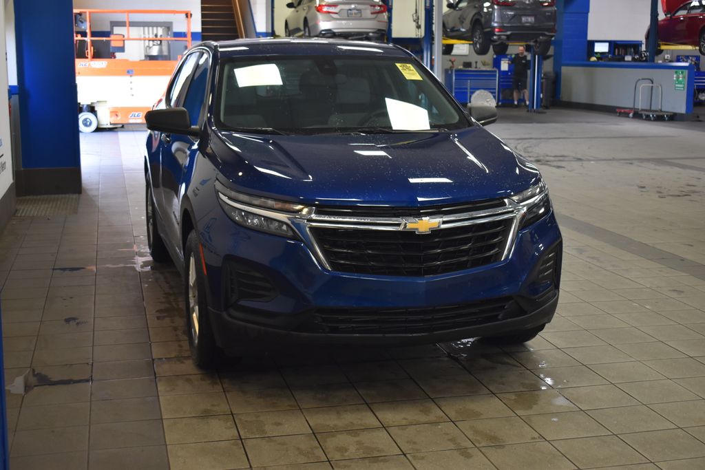 2022 Chevrolet Equinox LS 3