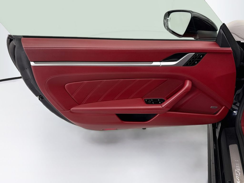 Thumbnail: 2021 Porsche 911 - 24