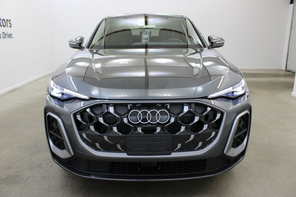 new 2025 Audi Q5 car, priced at $55,202