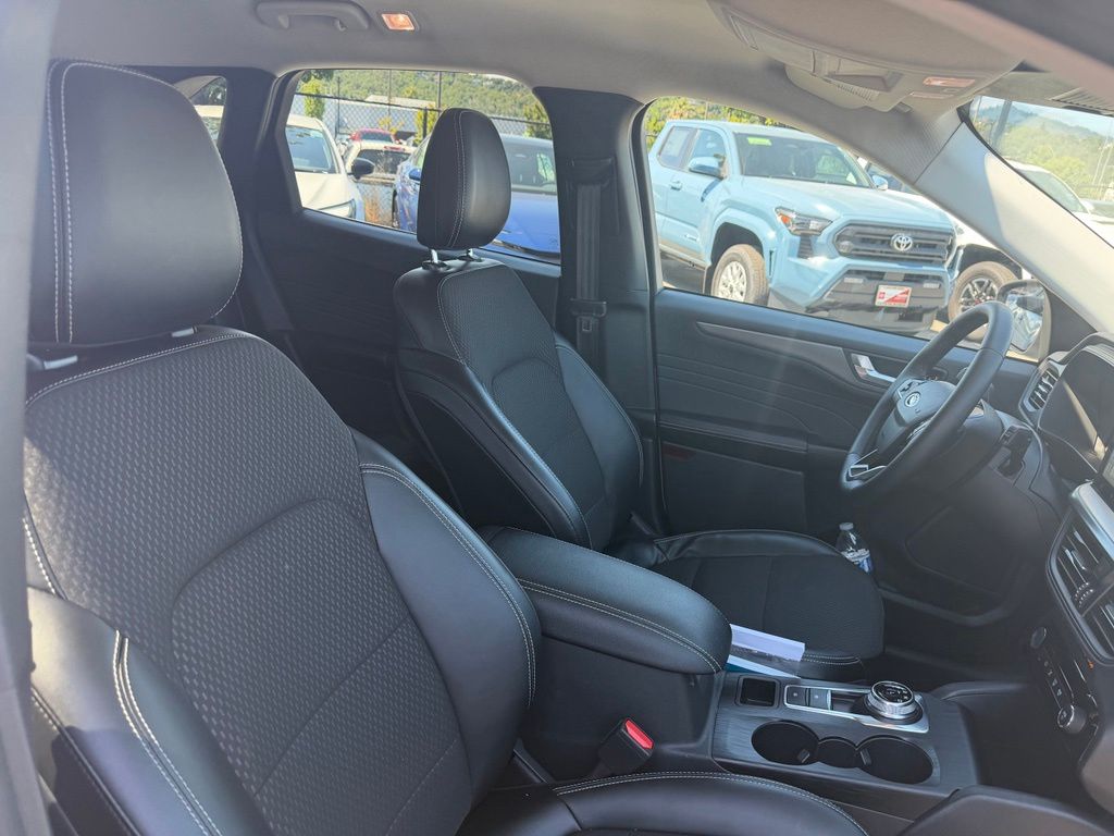 Used 2024 Ford Escape Plug-In Hybrid SUV