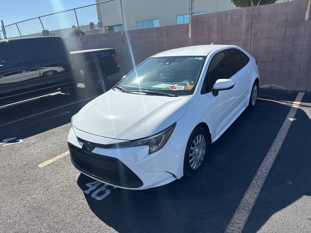 2021 Toyota Corolla LE photo