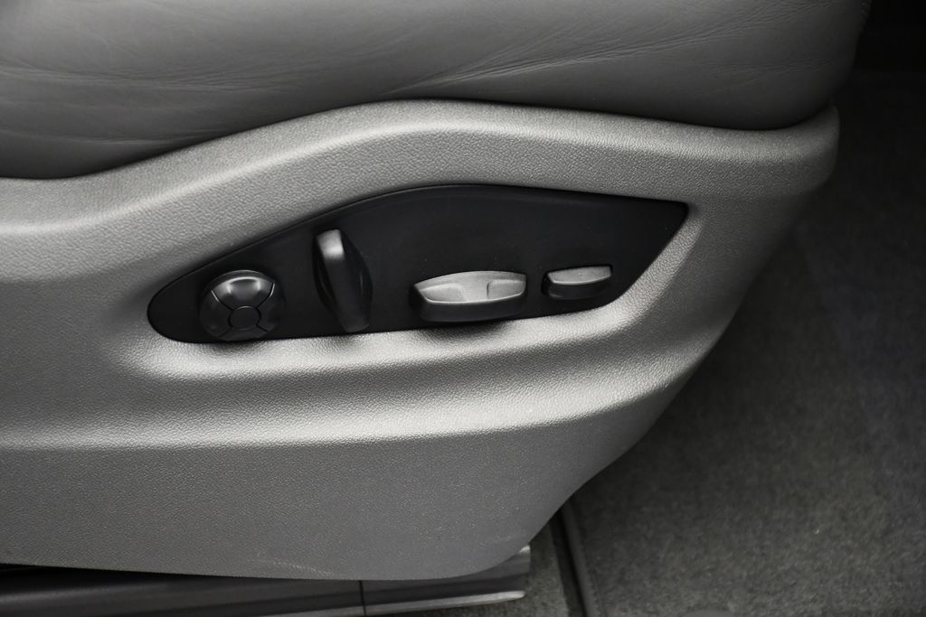 Thumbnail: 2023 Porsche Cayenne - 27