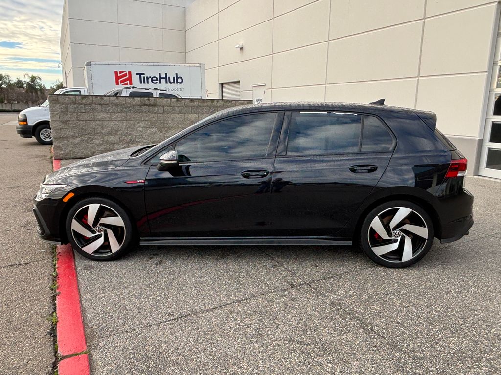 Thumbnail: 2022 Volkswagen Golf - 8