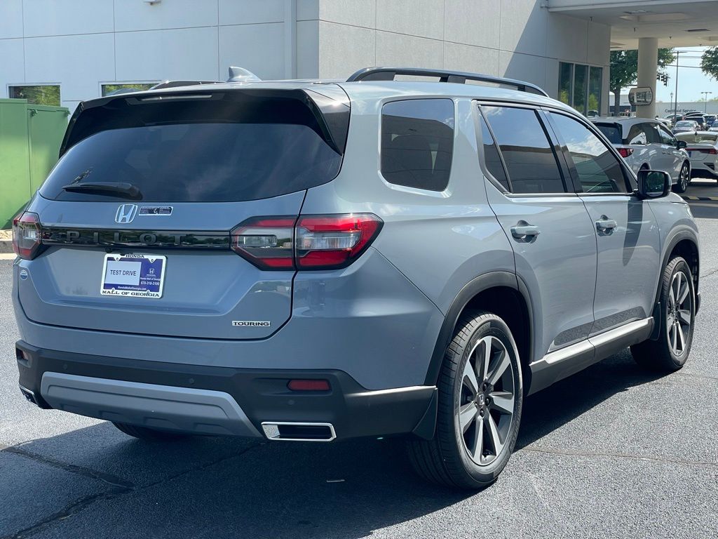 2025 Honda Pilot Touring 6