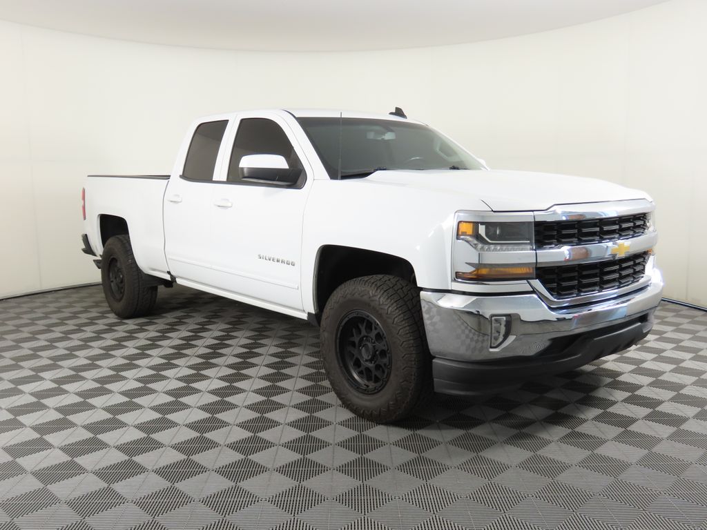 2018 Chevrolet Silverado 1500 LT 3