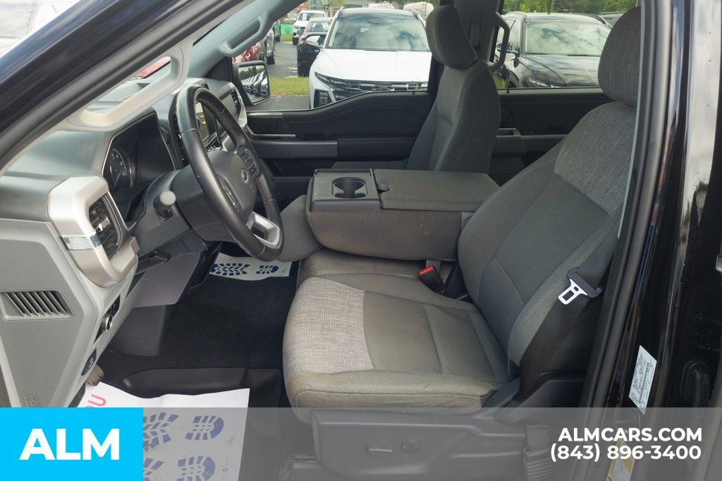 2023 Ford F-150 XLT photo 13
