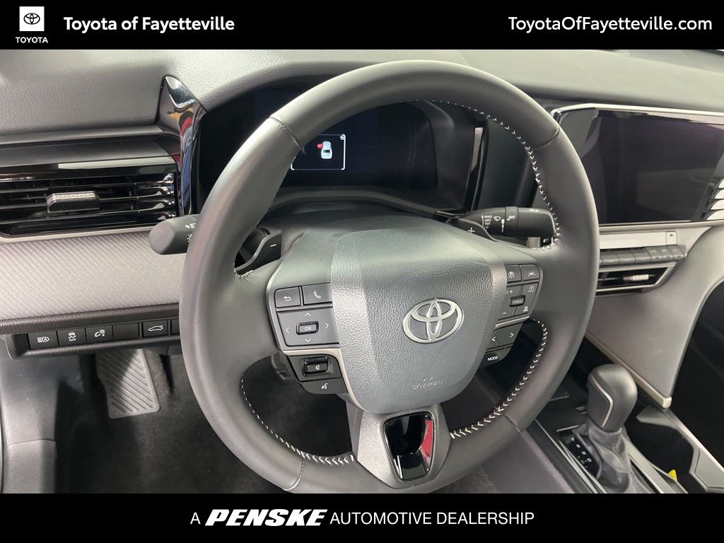 Thumbnail: 2025 Toyota Camry - 25