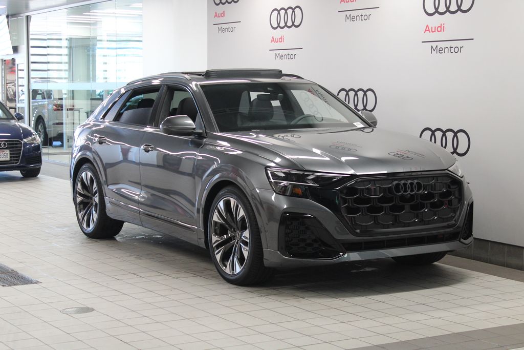 Thumbnail: 2026 Audi Q8 - 7