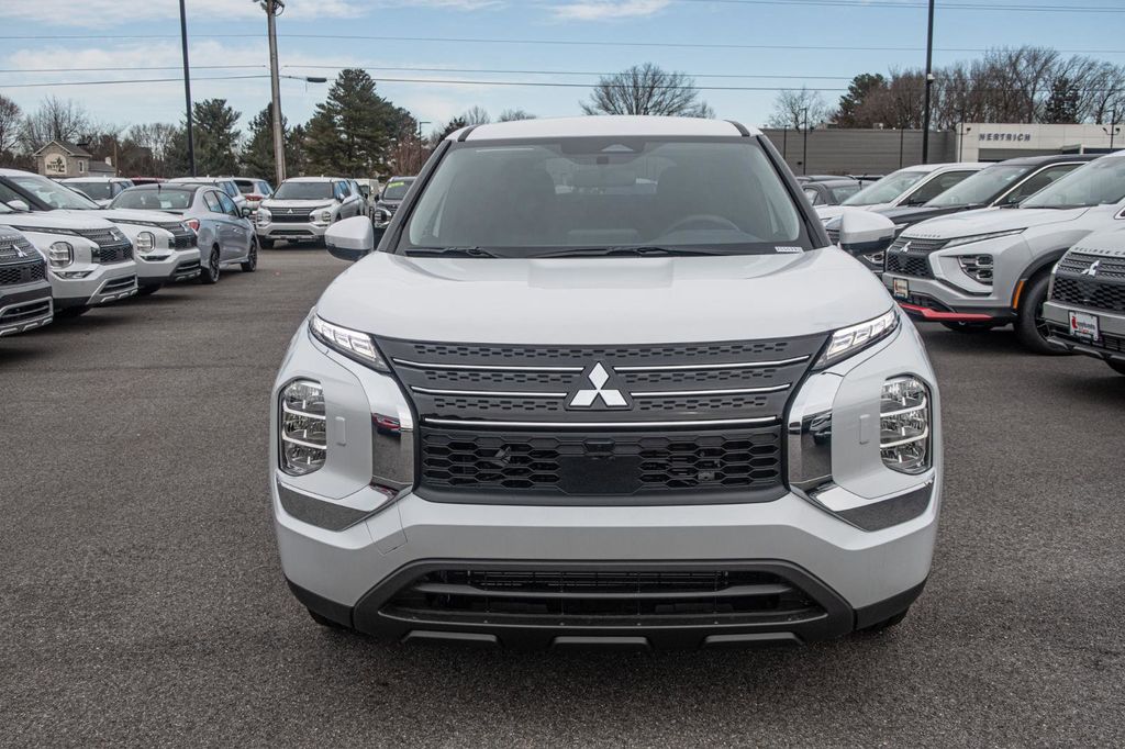 2025 Mitsubishi Outlander PHEV ES S-AWC