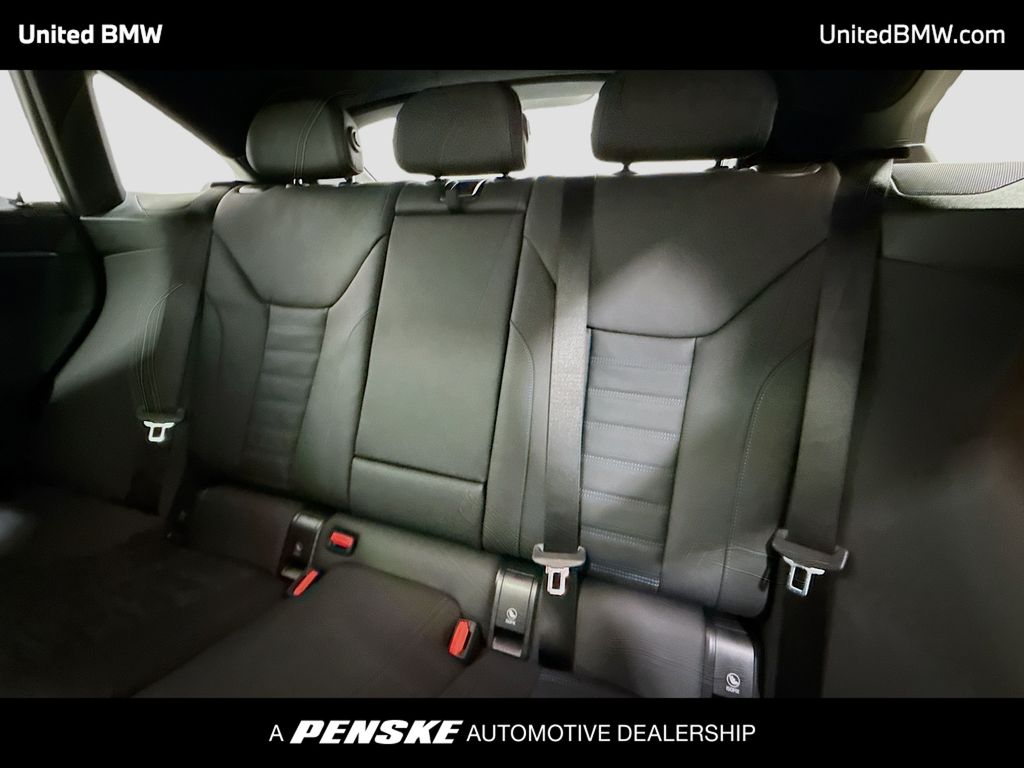 Thumbnail: 2026 BMW i4 - 13