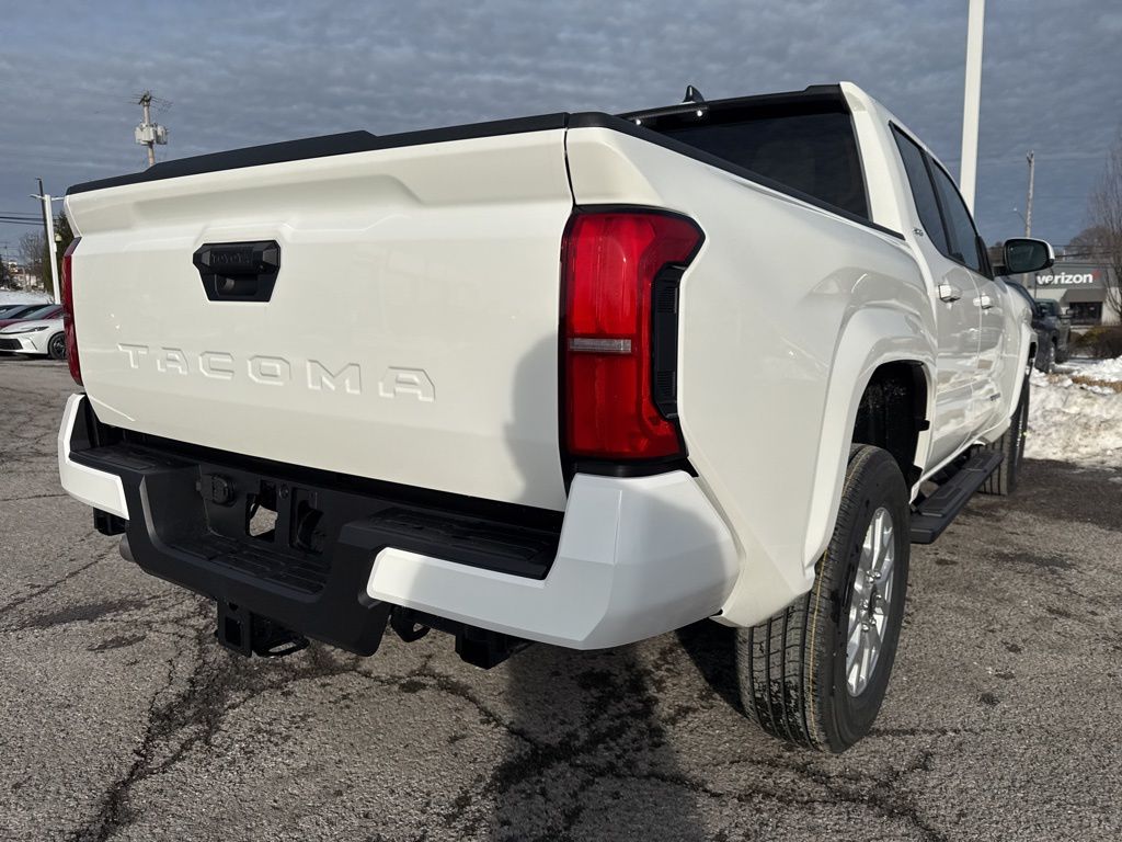 2026 Toyota Tacoma SR5 - Photo 10
