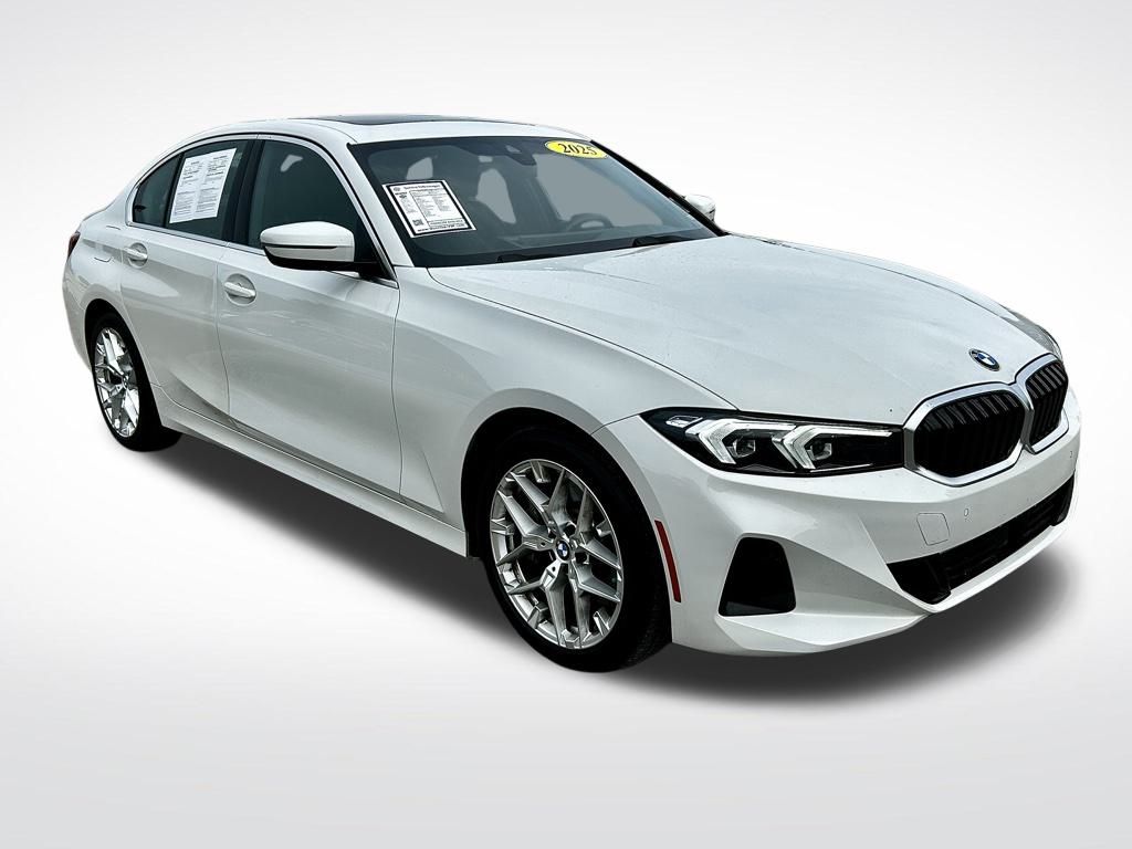 2025 BMW 3 Series 330i's photo