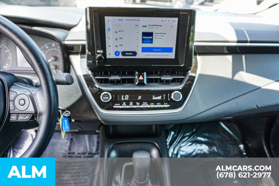 2023 Toyota Corolla LE photo 37