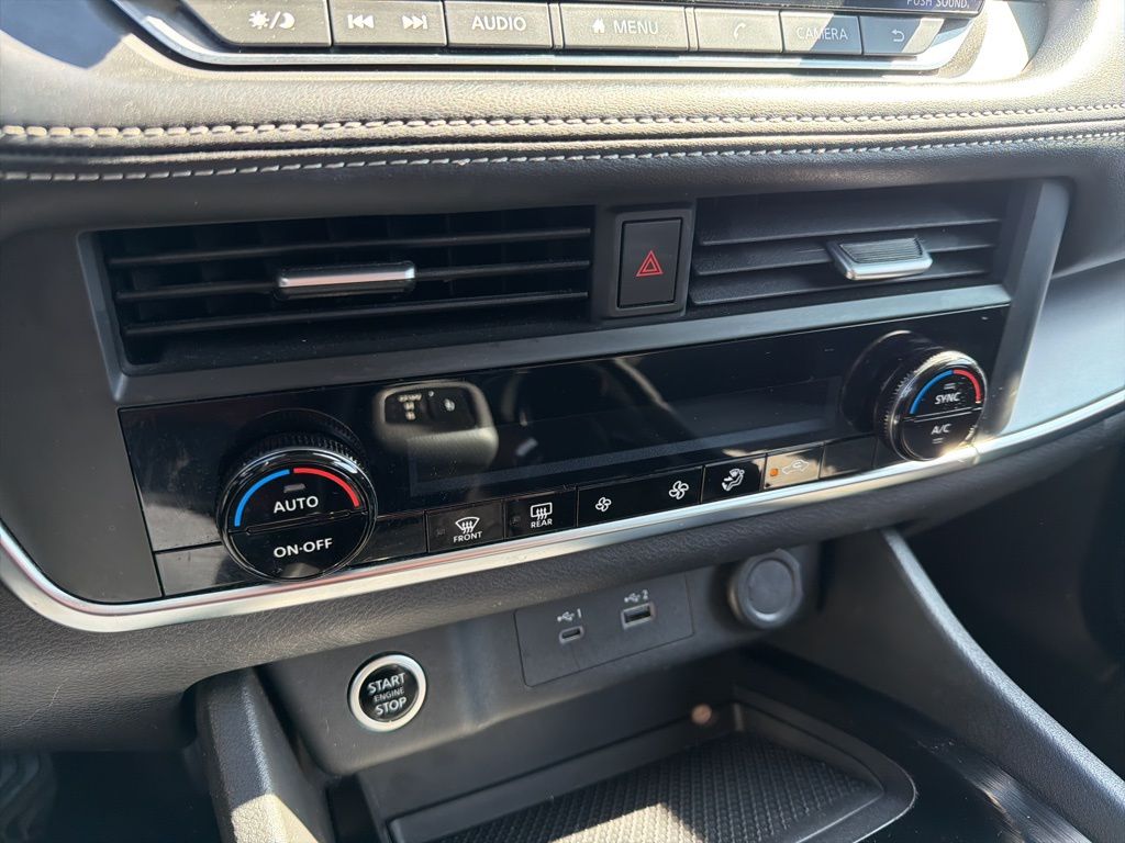 Thumbnail: 2023 Nissan Rogue - 30