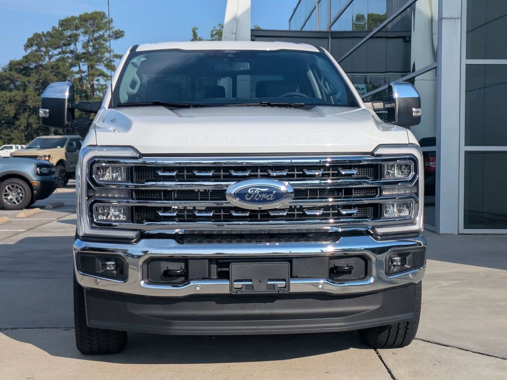 2026 Ford F-350 Super Duty LARIAT