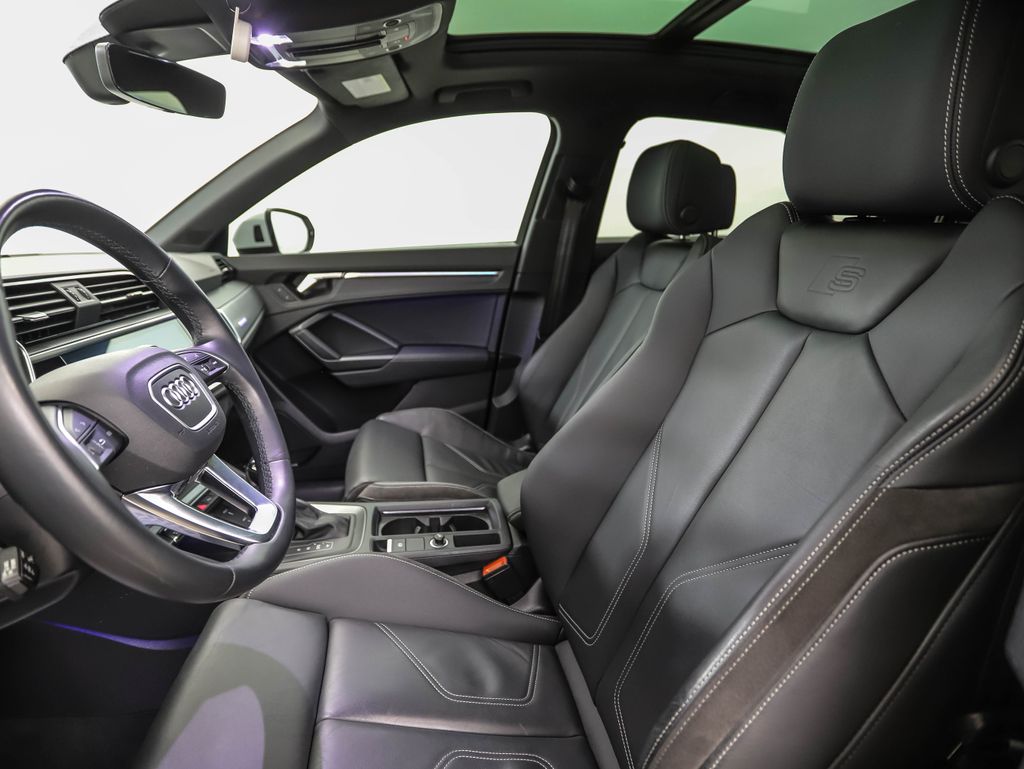 Thumbnail: 2022 Audi Q3 - 11