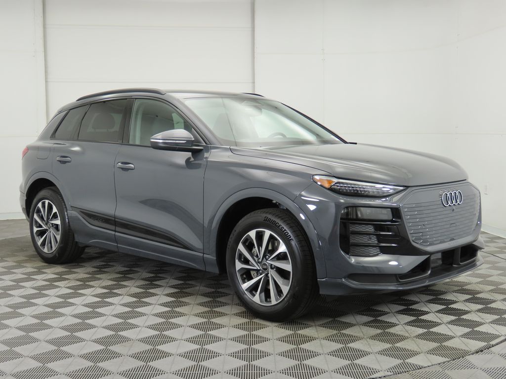 2025 Audi Q6 e-tron Premium 3
