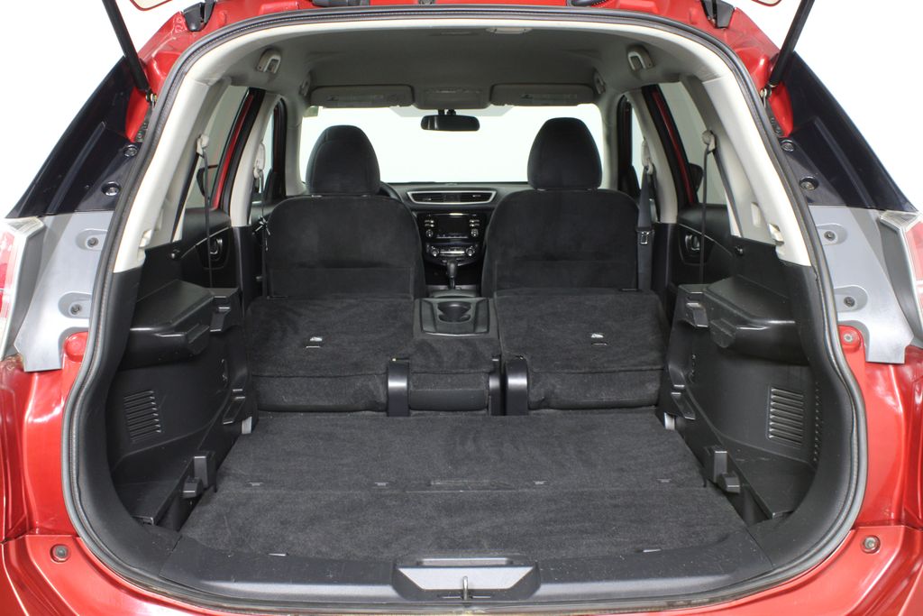 Used 2014 Nissan Rogue for sale in 