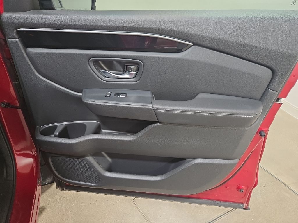 Used 2025  Honda Touring image 24