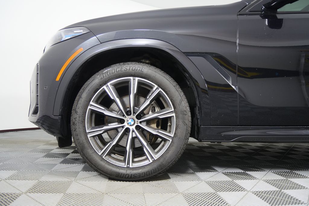 Thumbnail: 2025 BMW X6 - 7