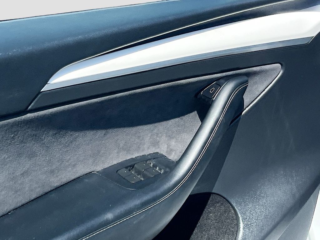 Used 2024 White Tesla Standard Range image 18