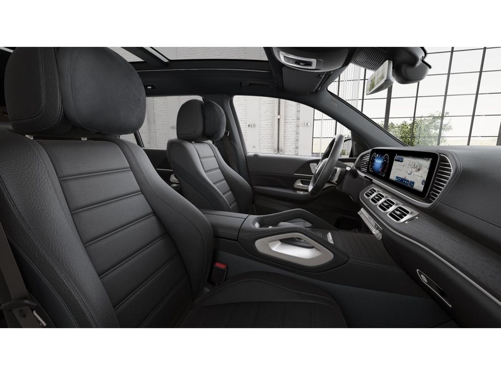 New 2026 White Mercedes-Benz GLS 450 image 4