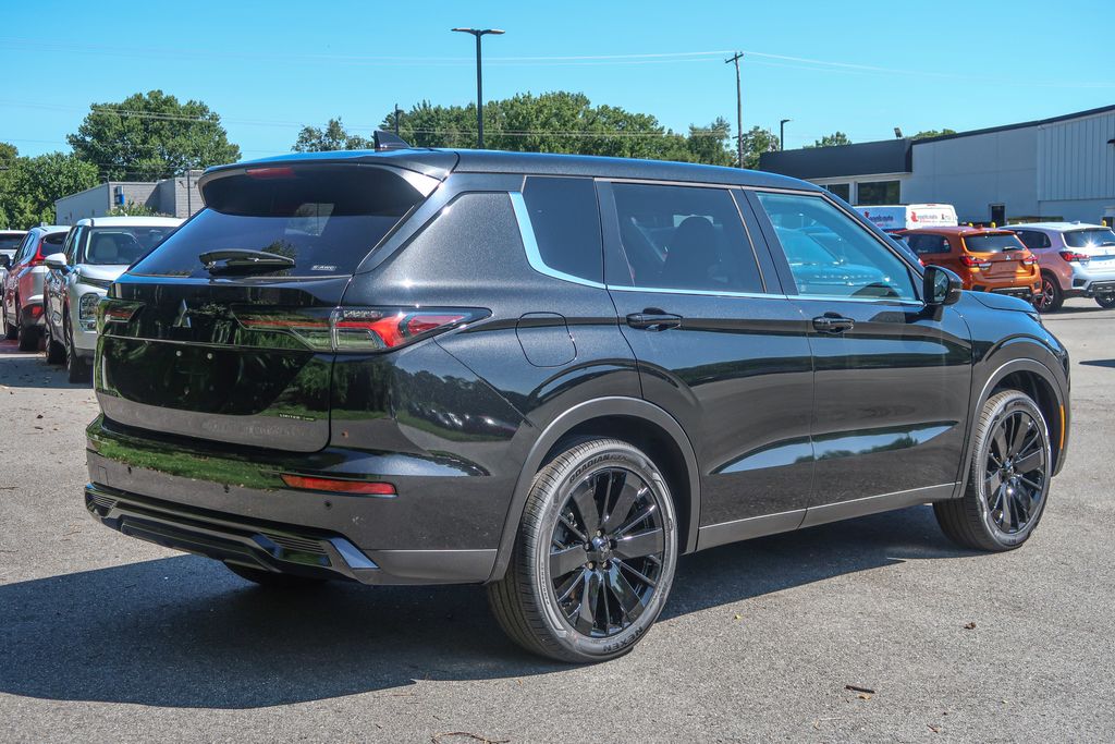 2026 Mitsubishi Outlander LE 2.5 S-AWC