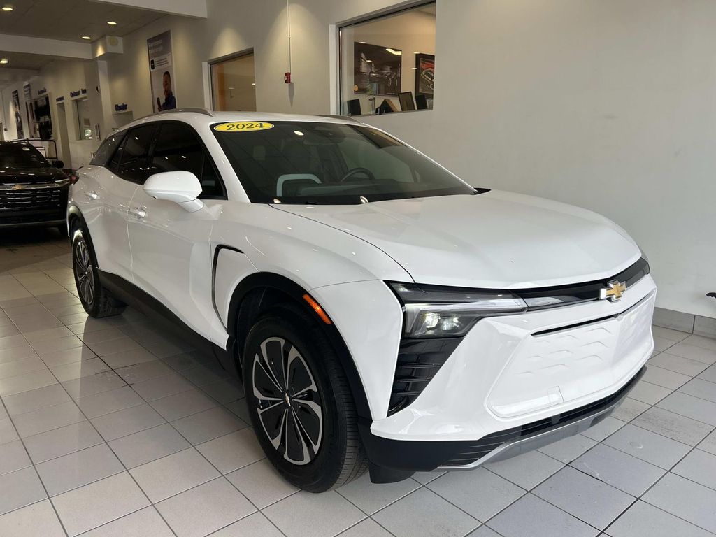 Summit White 2024 Chevrolet Blazer EV SUV / Crossover All-Wheel Drive 1-Speed Automatic