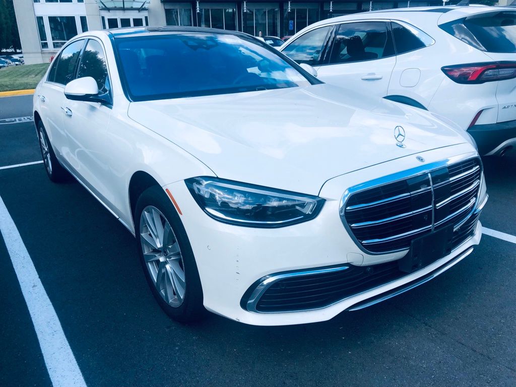 Thumbnail: 2022 Mercedes-Benz S-Class - 3