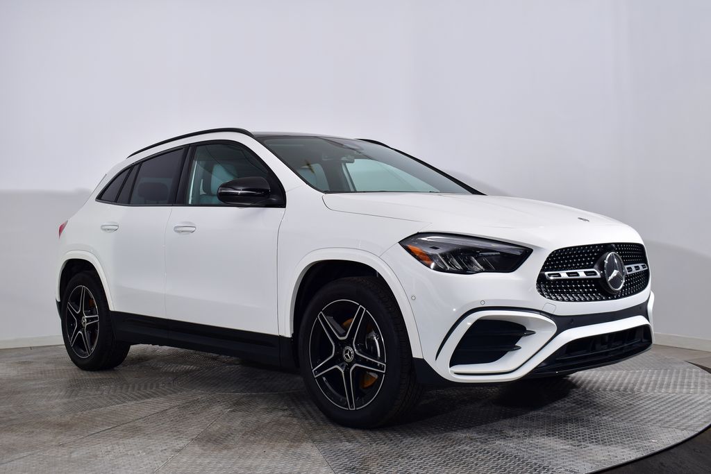 Thumbnail: 2026 Mercedes-Benz GLA - 7