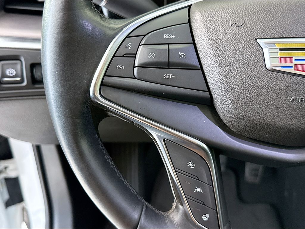 Thumbnail: 2019 Cadillac XT5 - 11