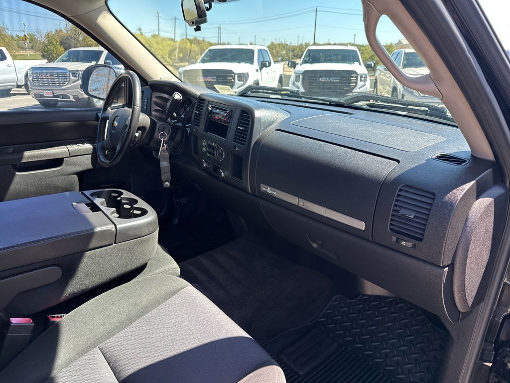 Used Car 2011 Chevrolet Silverado 1500  Lt For Sale Under $15,000 In Austin, Texas