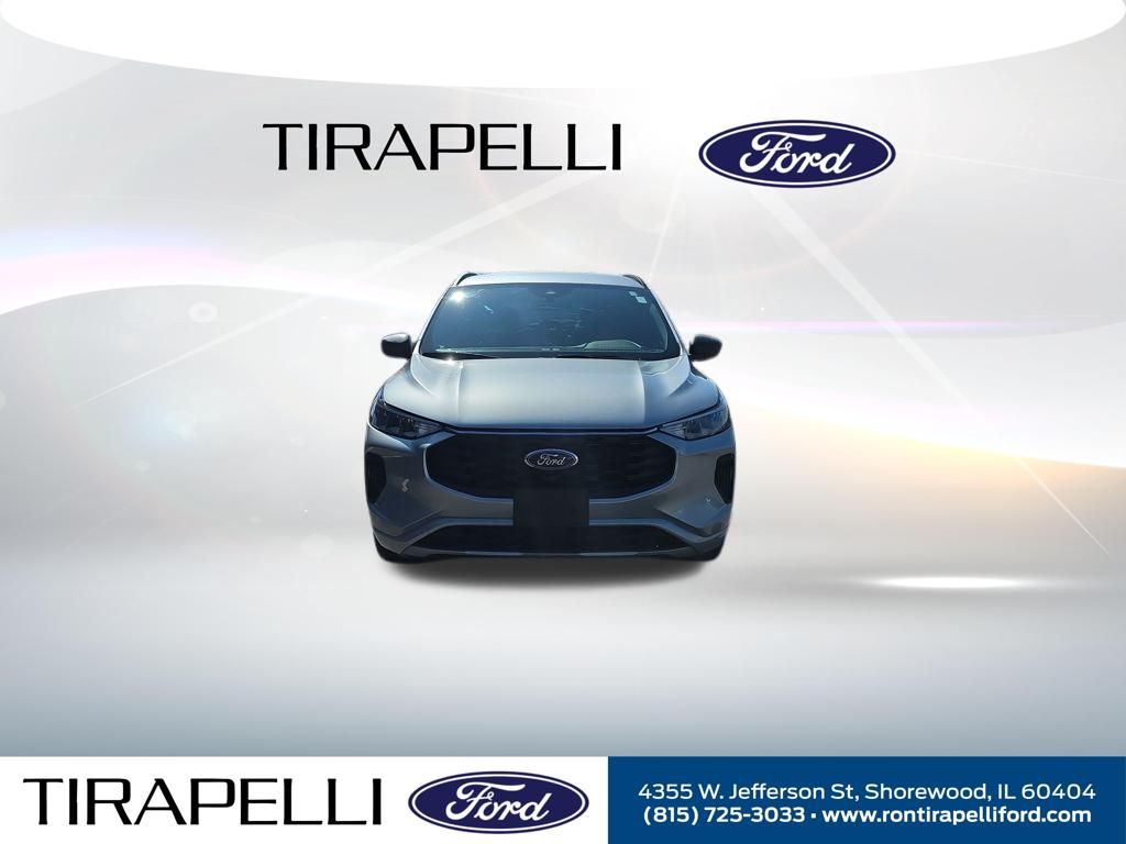 Certified Used 2023 Silver Ford ST-Line image 5