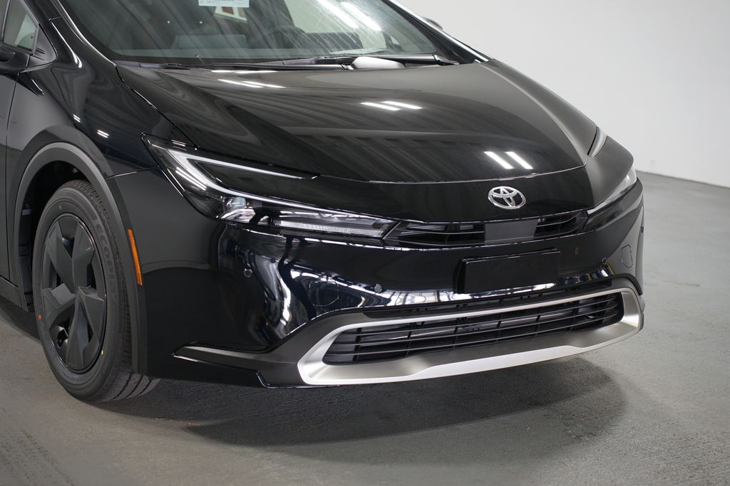 Thumbnail: 2026 Toyota Prius - 4